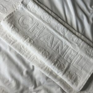 Chanel White Towel Set