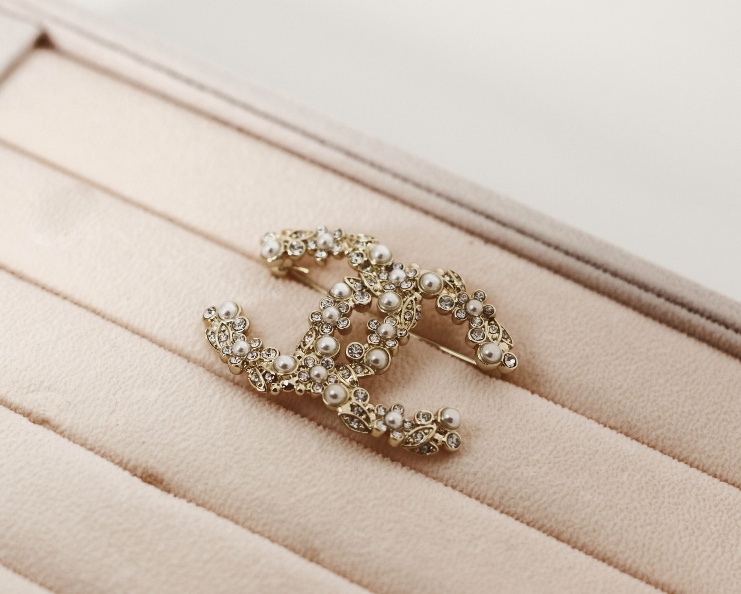 Chanel Broach (Gold)
